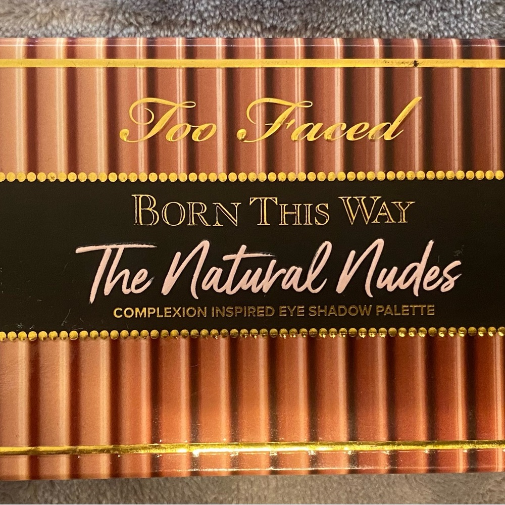 Too Faced “The Natural Nudes” Eyeshadow Palette